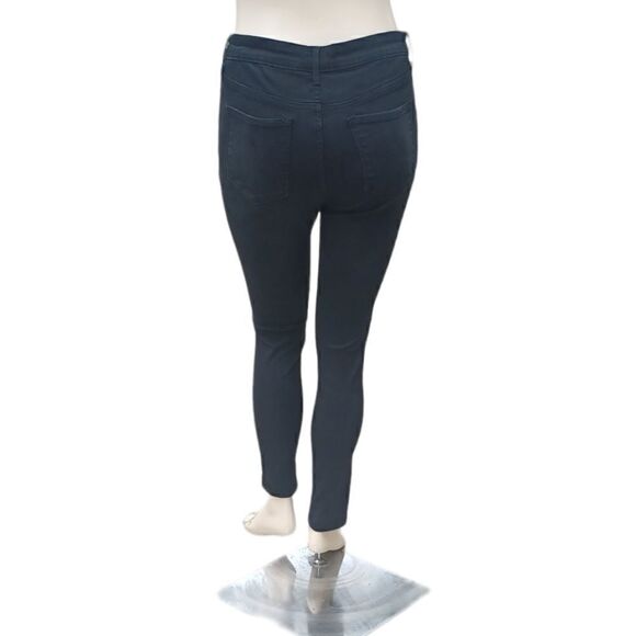 666643.....Old Navy Rockstar Super Skinny Jeans Size 14, W32, 27"Inseam 9"Rise - Picture 5 of 6